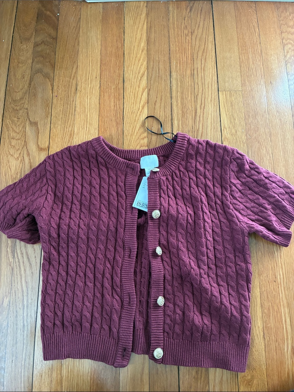 NWT H&M Fitted Cable-Knit Short Sleeve Cardigan Burgundy Gold Buttons